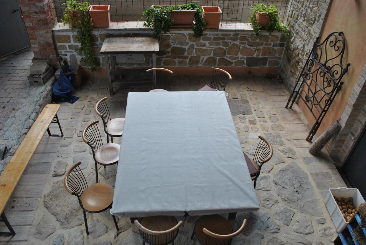 Neviano degli Arduini Agriturismo Petrarosa מראה חיצוני תמונה