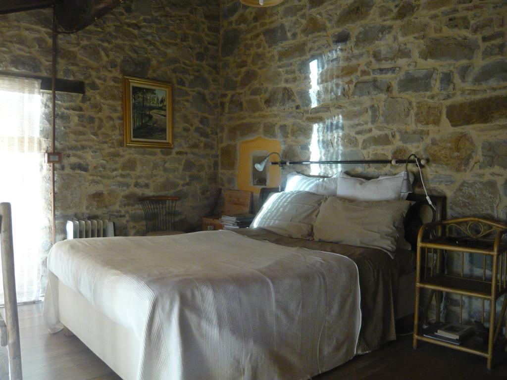 Neviano degli Arduini Agriturismo Petrarosa חדר תמונה